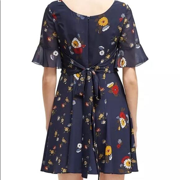French Connection Baudet Print Twist Waist Black and Flower Dress Sz 0 NWT $158 - Picture 2 of 6